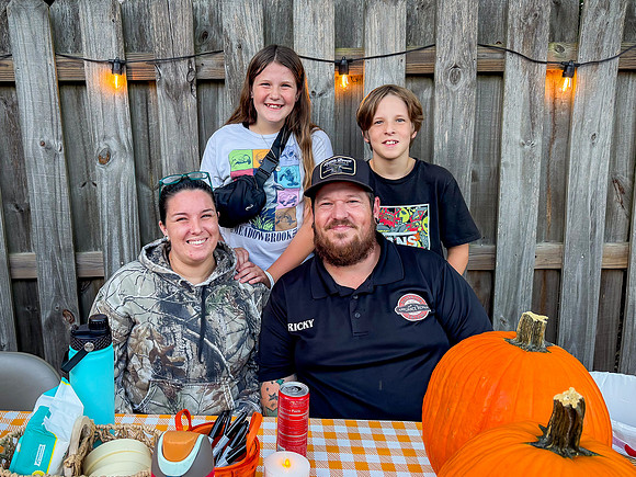 Wellington_PumpkinCarving_2025-18