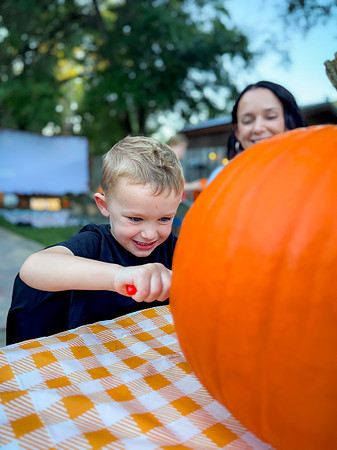 Wellington_PumpkinCarving_2025-19
