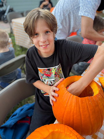 Wellington_PumpkinCarving_2025-40