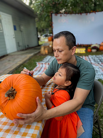 Wellington_PumpkinCarving_2025-47