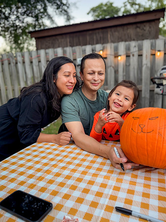 Wellington_PumpkinCarving_2025-50